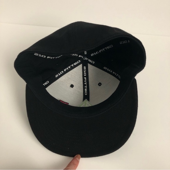 Volcom Hat, new condition - Picture 5 of 7